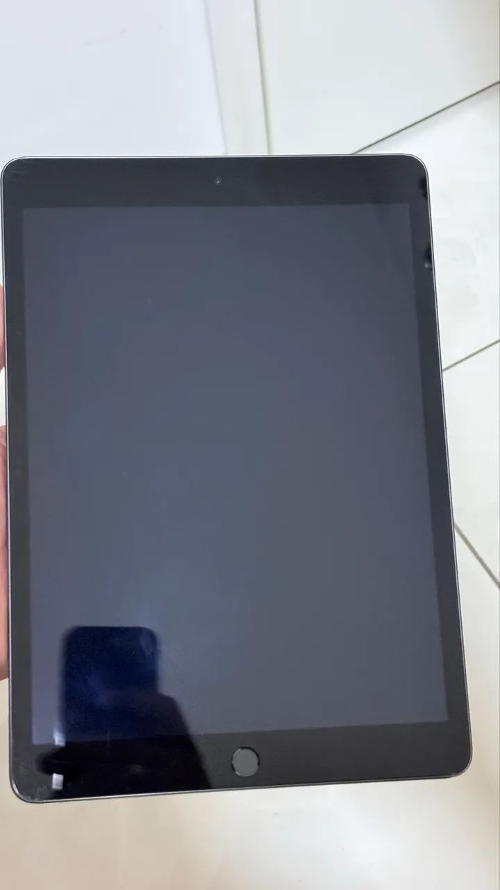 iPad 9 - Apple - 64 gigas - Usado em bom estado