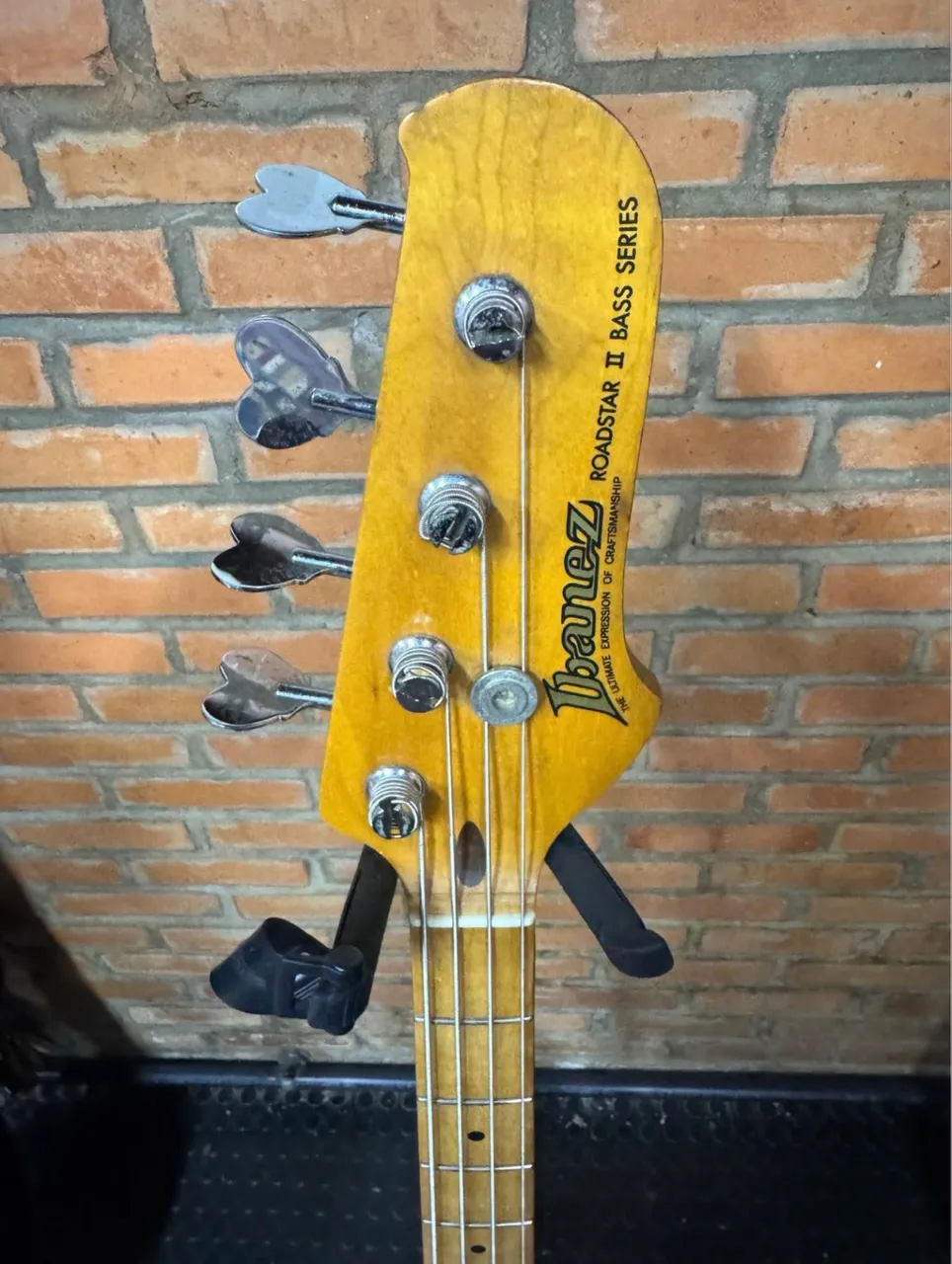 ibanez roadstar