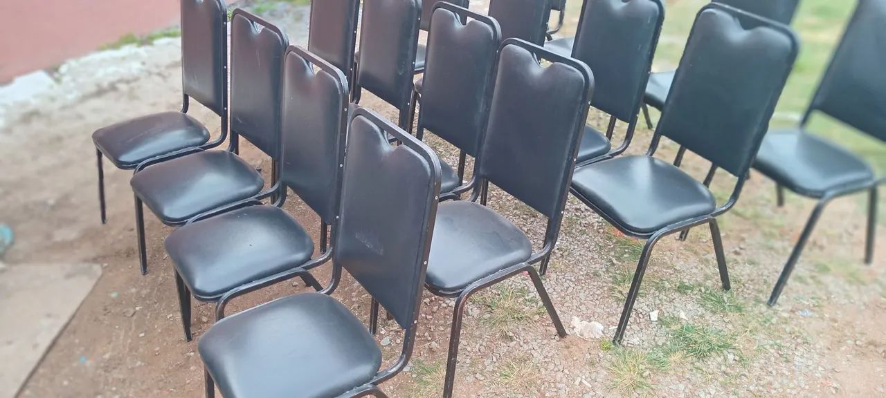  16 Cadeiras forro couro preto - Foto 3