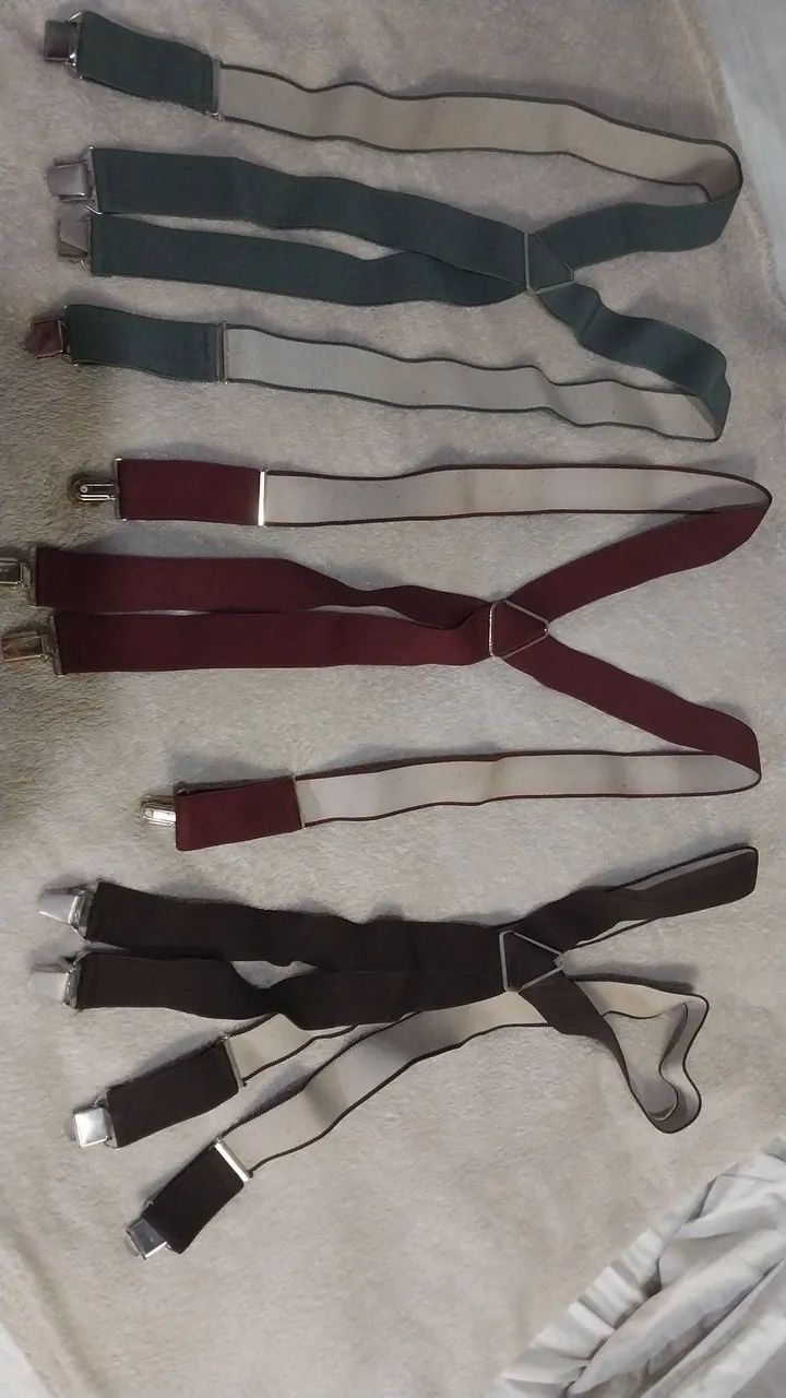 VENDO SUSPENSÓRIOS  ITALIANOS USADOS