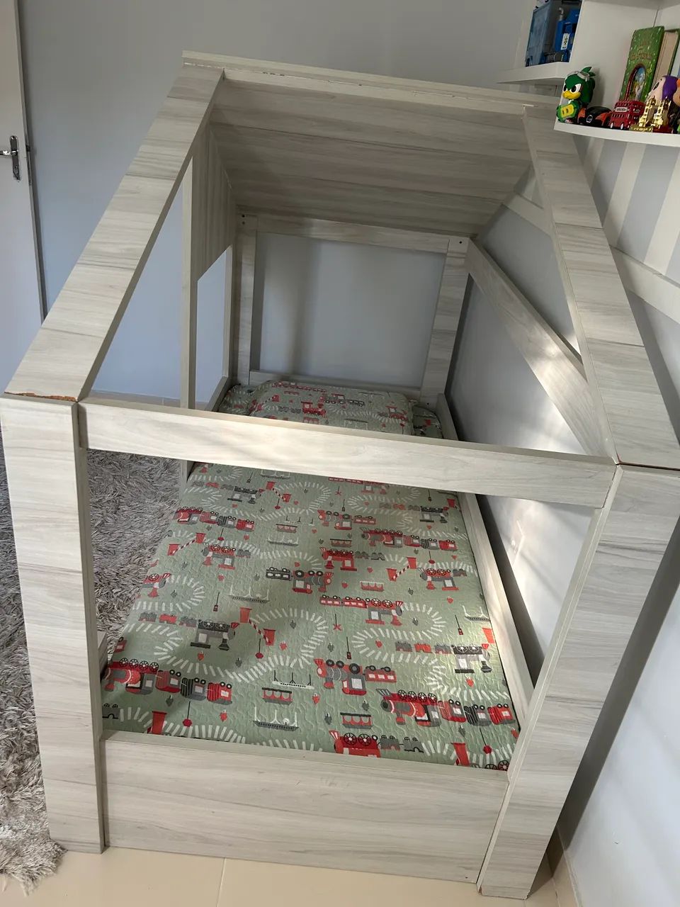 VENDE-SE CAMA INFANTIL - MODELO CASINHA ? - Foto 3