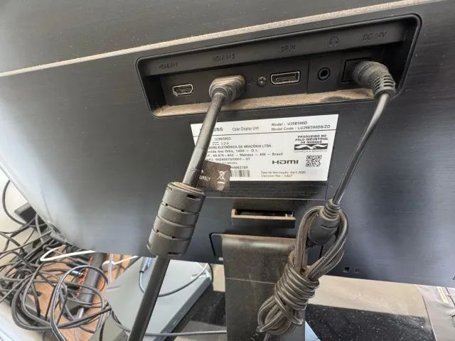 Monitor U28E590 Samsung - 4k - 28 polegadas em BH - Foto 2