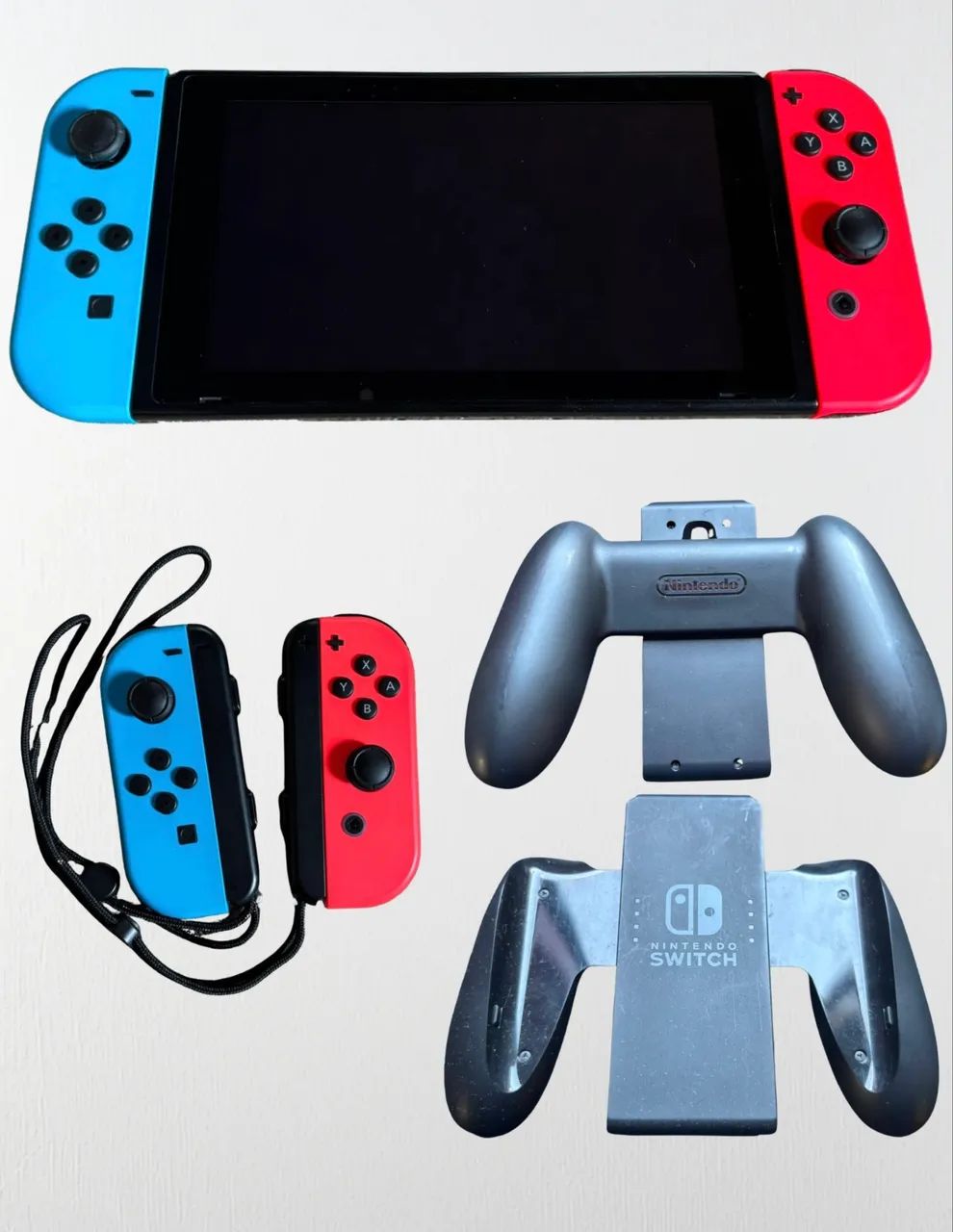 Nintendo Switch V2 32GB Neon Completo com Dock e Grip - Usado e em