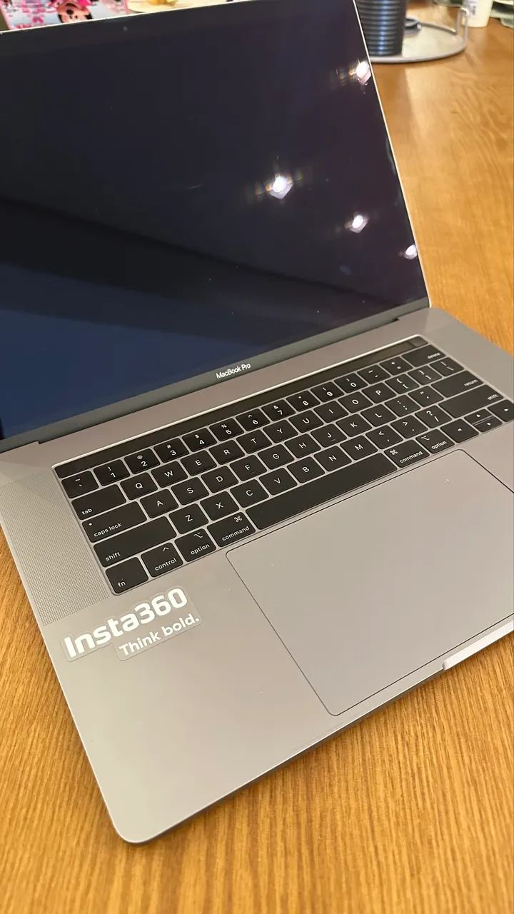 Macbook Pro 15 Core i9 32gb Ram 1Tb SSD Touchbar - Notebooks Macbook Pro 15 Core i9 32gb Ram 1Tb SSD Touchbar - Notebooks