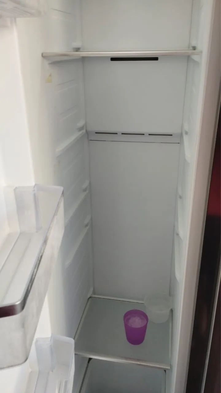 Vende se geladeira Philco nova. - Foto 2