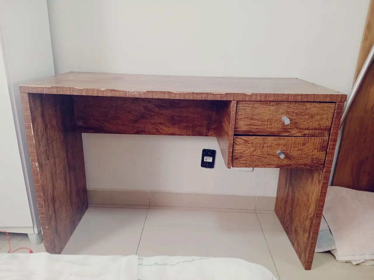 Mesinha de estudos  - Foto 2