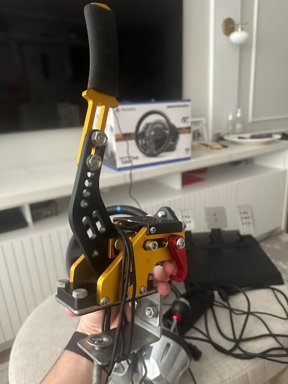 Thrustmaster T300 + Cambio Thrustmaster TH8A + Hand Brake - Foto 2