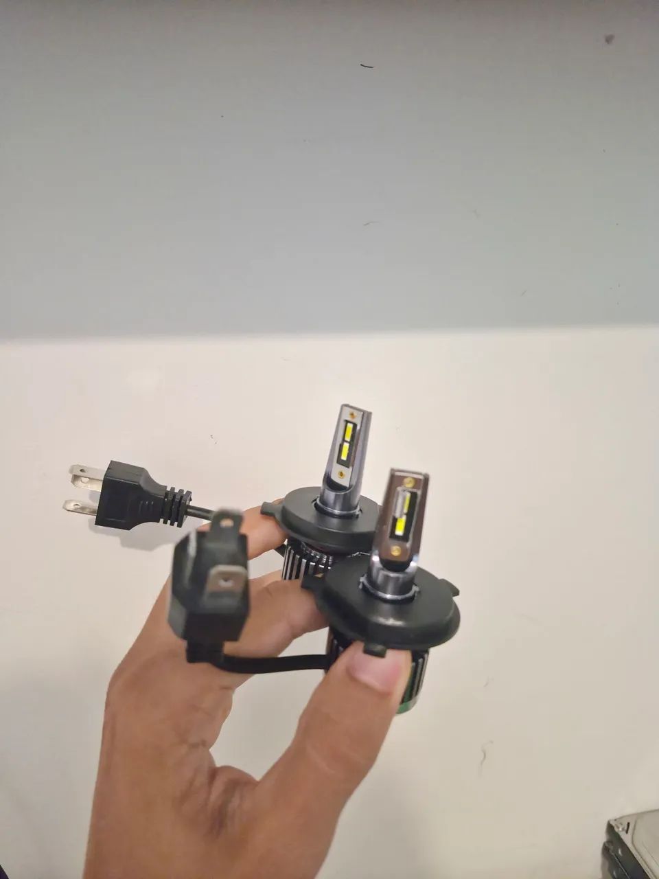 Farol de led para carro modelo h7 - Foto 3