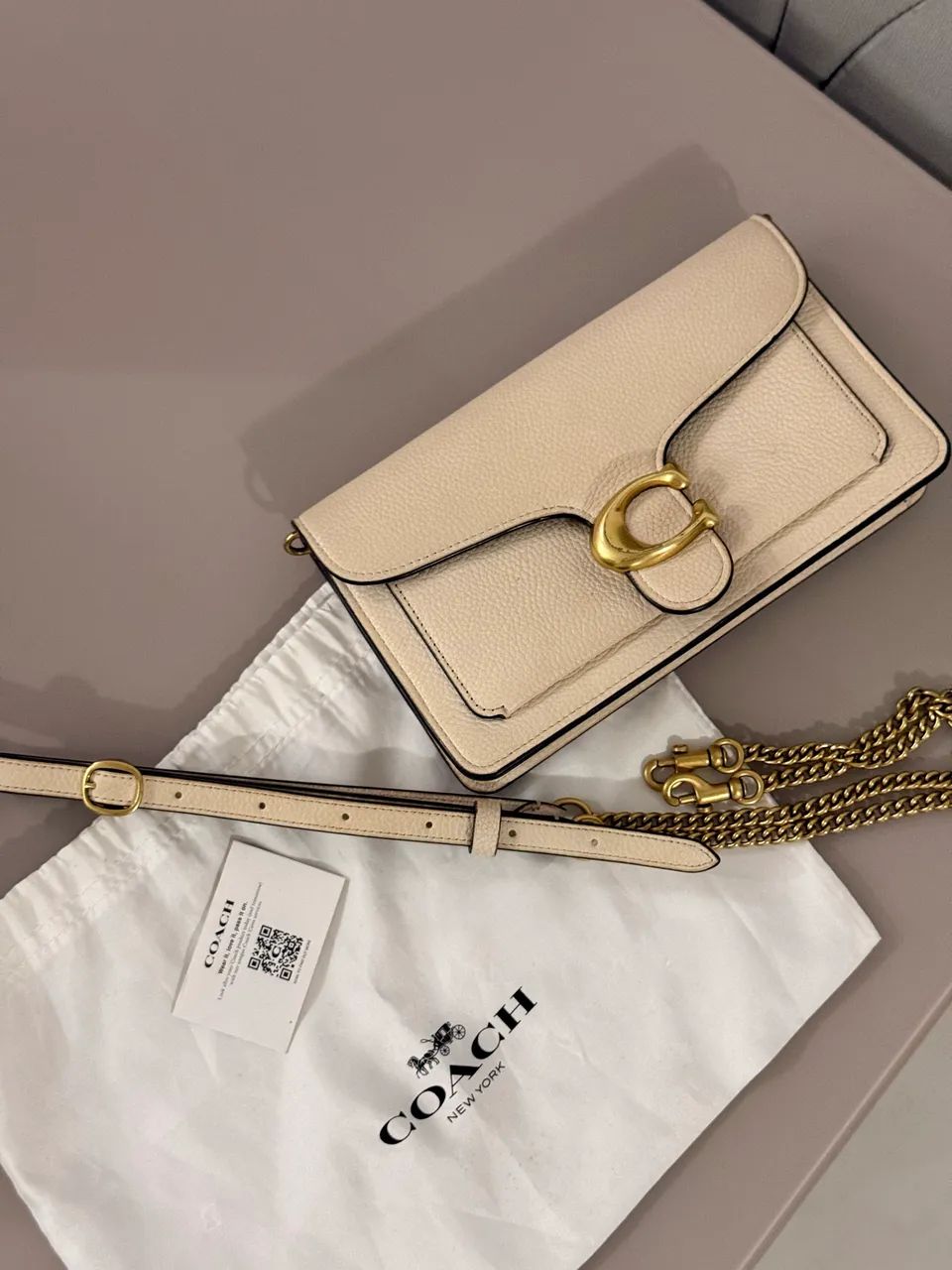 Bolsa Coach Tabby 20 original, na cor off white/nude, com ferragens douradas - Foto 5