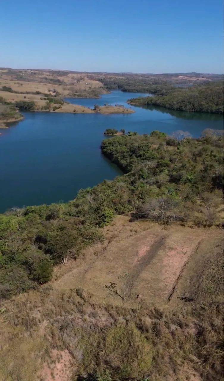 Vend Lote com vista panorâmica, fundos para lago Corumbá IV, pronto para construir - Foto 3