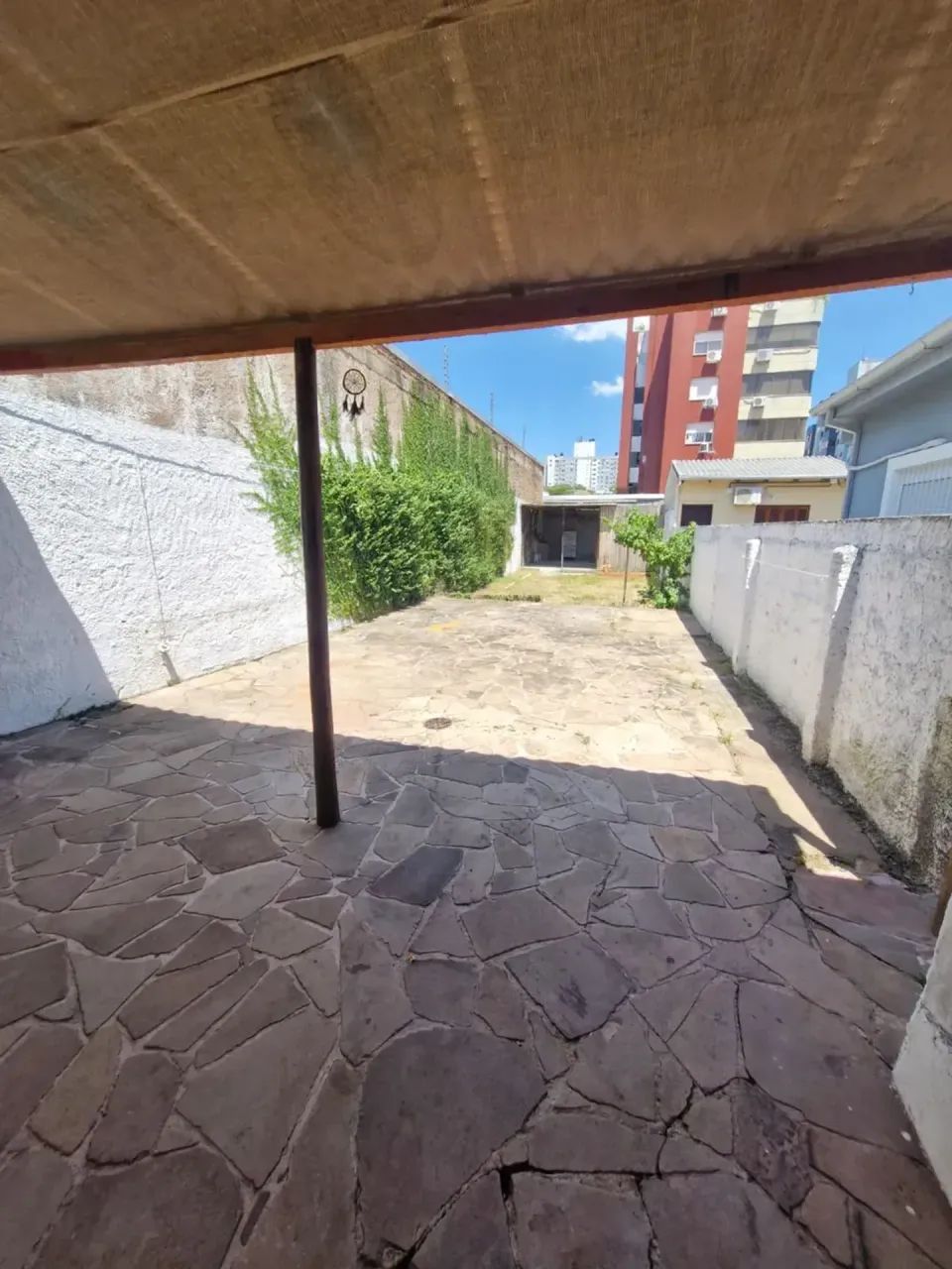 André Belo Imóveis vende ou Aluga casa Comercial/Residencial com pátio e loja no Bairro Sa - Foto 12