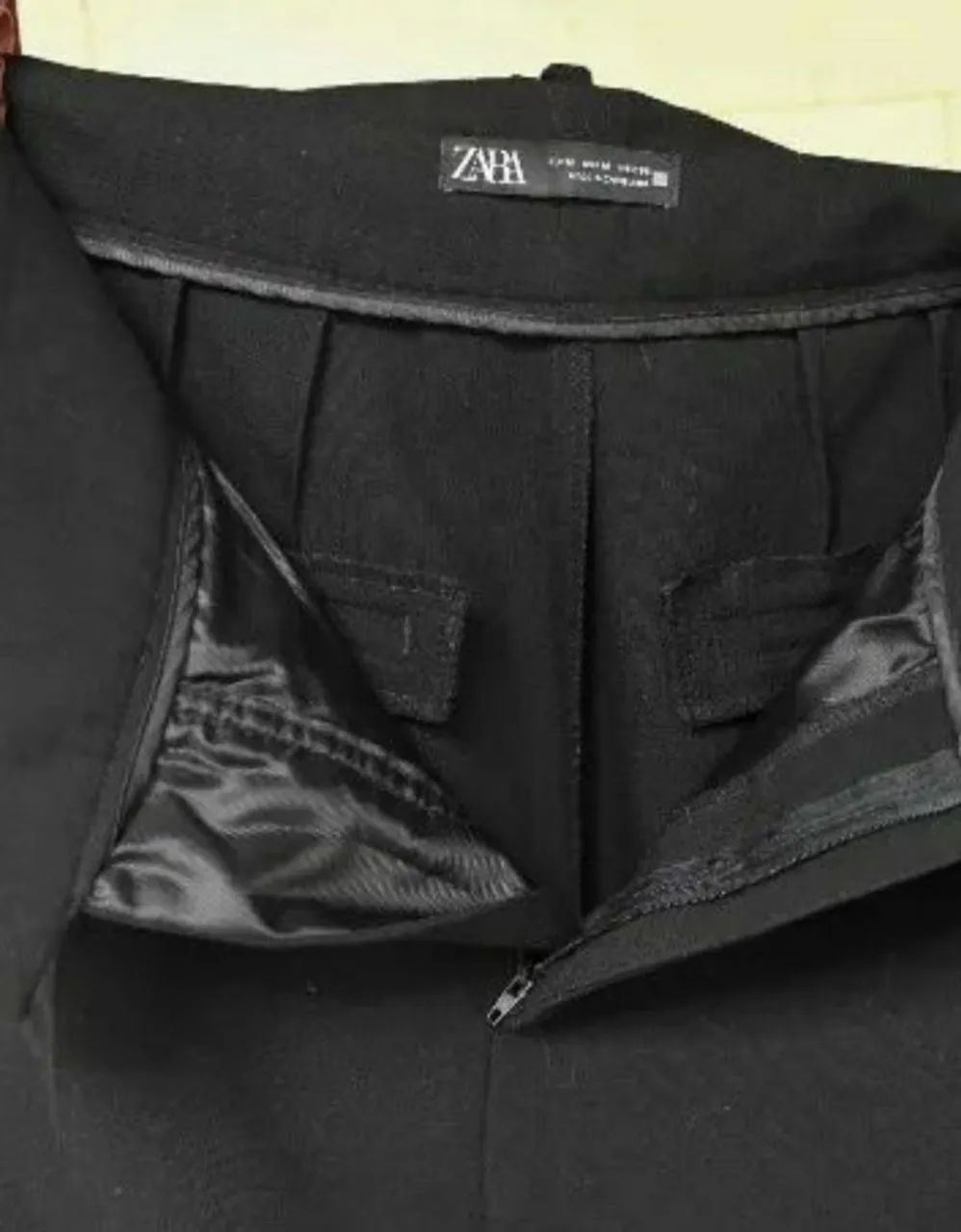 calça Zara alfaiataria preta M - Foto 3