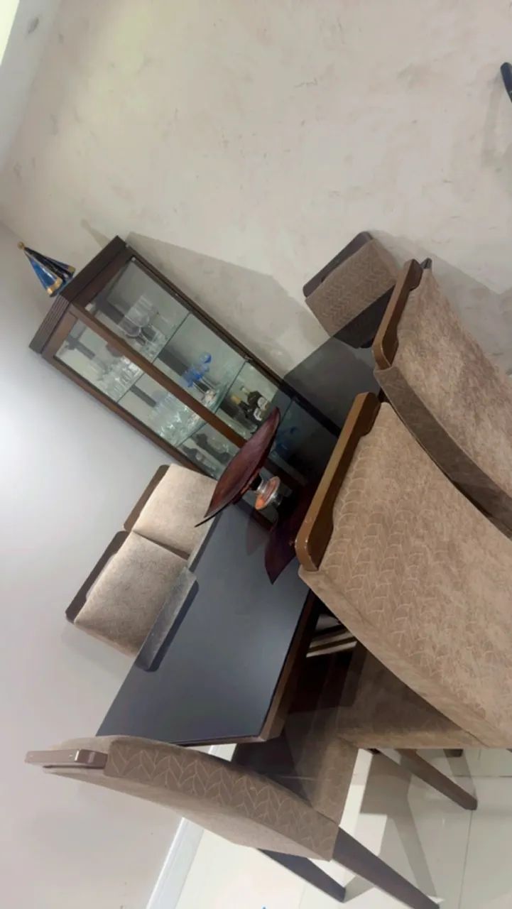 Mesa com cadeiras 