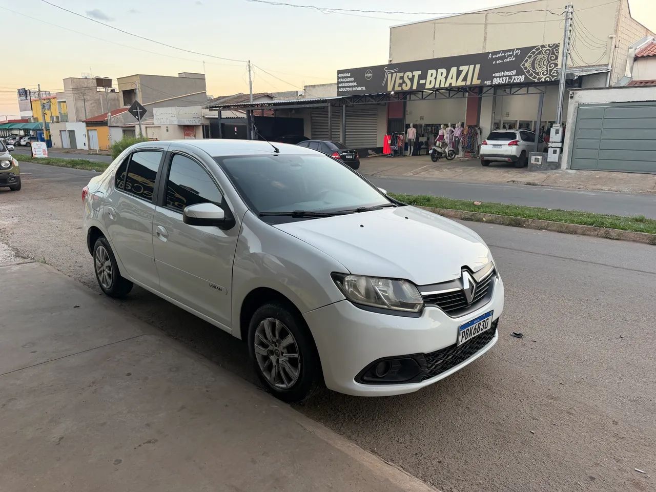 Renault Logan Expression Flex 1.0 12V 4P 2019 - Foto 5
