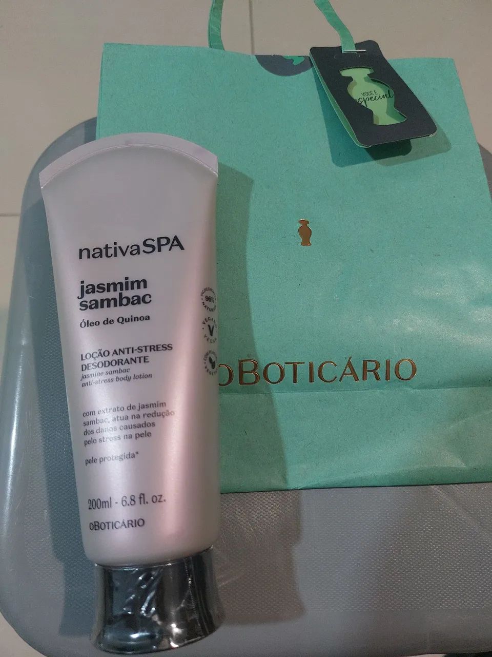 Creme jasmim Boticário 