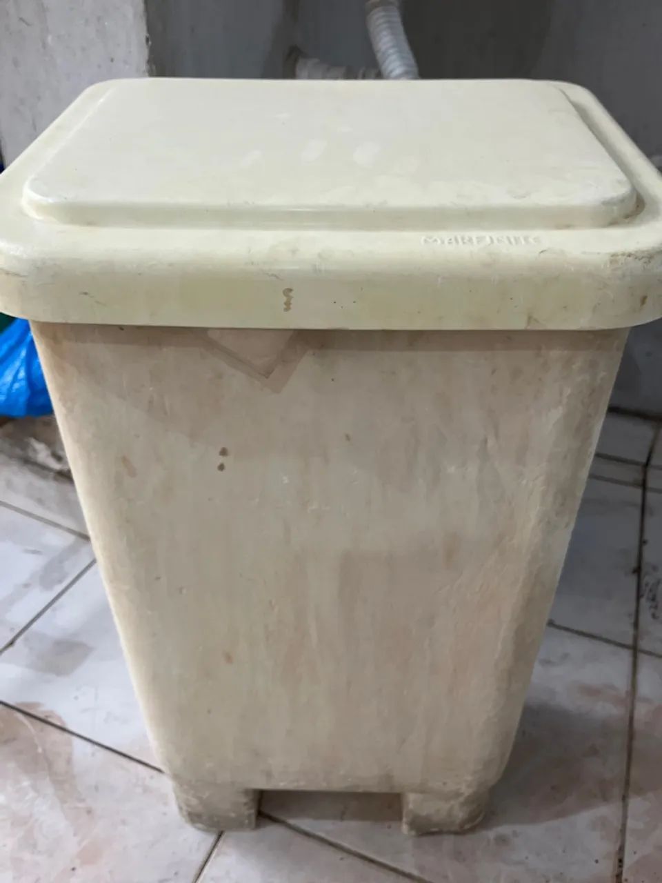 LIXEIRA CONTAINER
