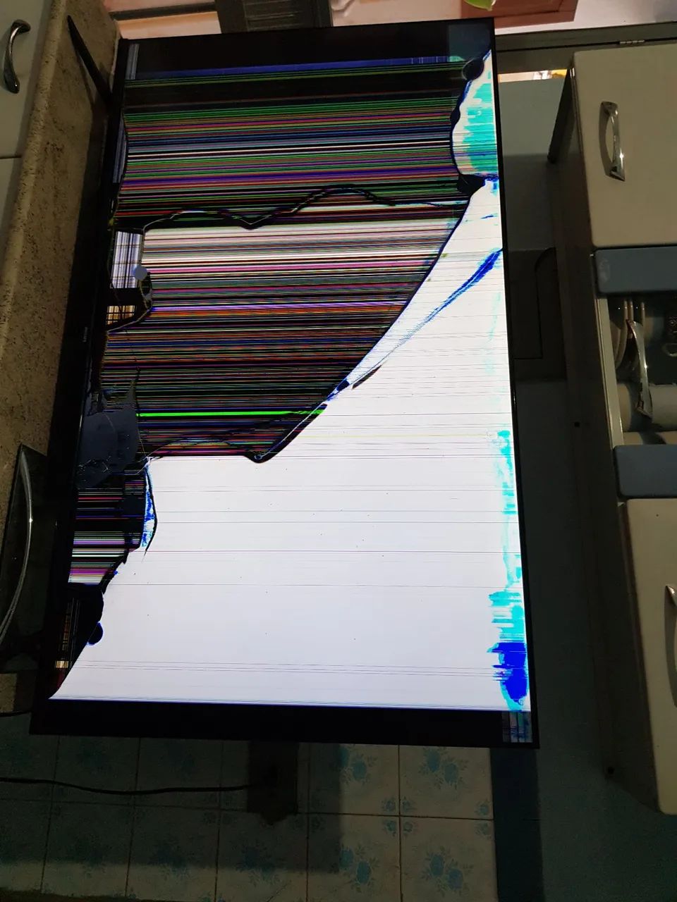 Tv phillips 50 tela danificada