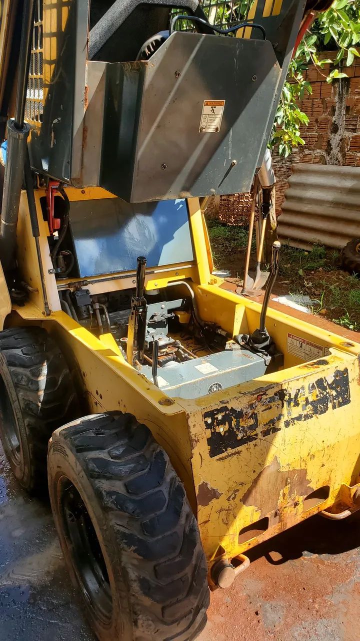 Mini pá carregadeira (bobcat)GEHL 4240e 2014 - Foto 4