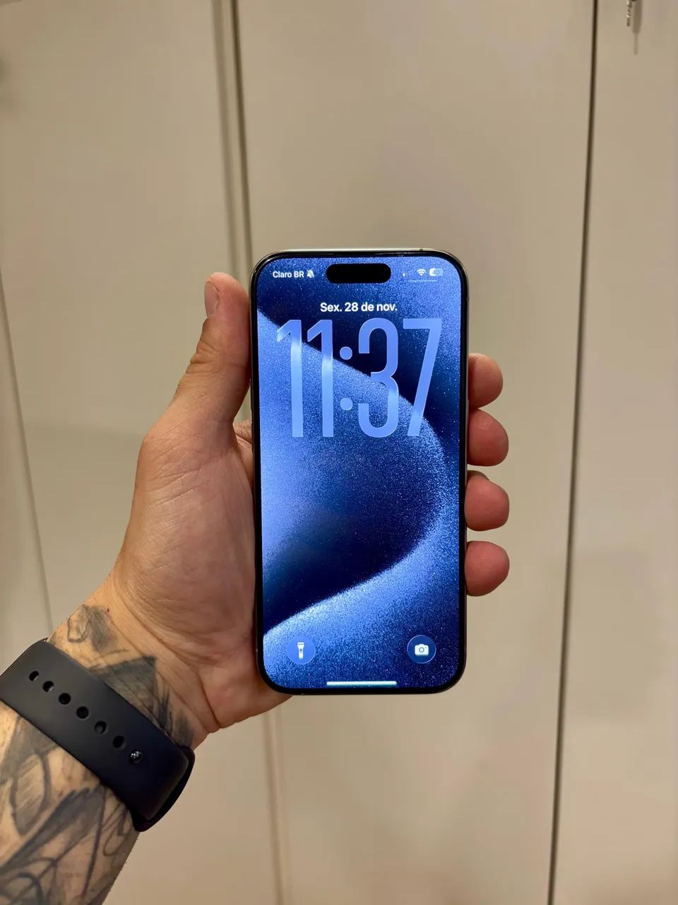 iPhone 15 Pro - Foto 2