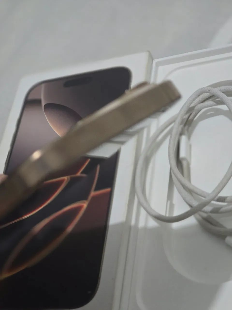 IPhone 16 pro Max 256 - Foto 2