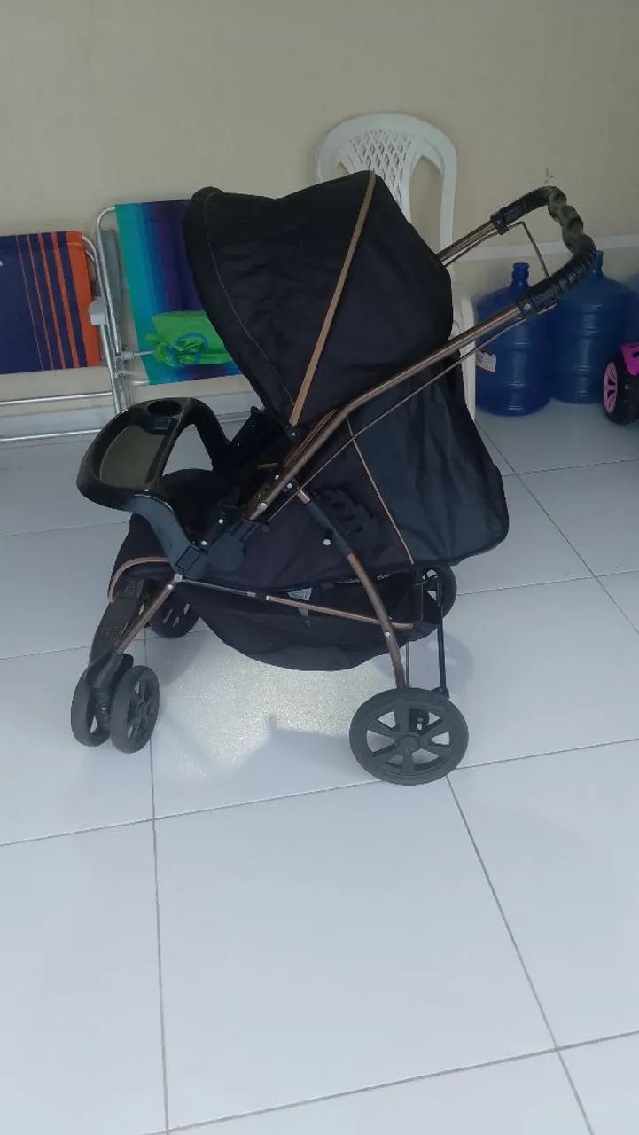 Vendo carro de BB em ótimo estado de conservação galzerano 