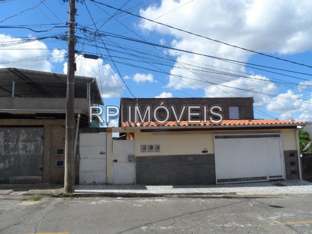 Aluga-se casa de 3 quartos com amplo quintal no bairro Santos Dumont - Foto 19