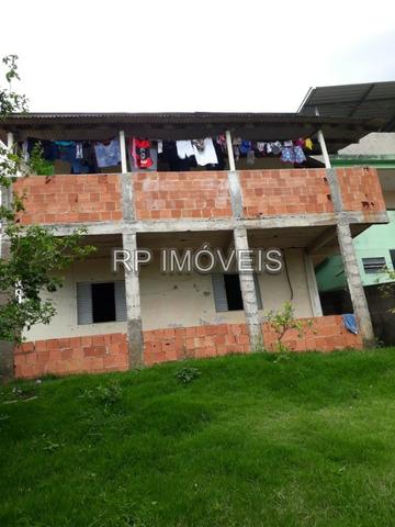 Aluga-se casa de 3 quartos com amplo quintal no bairro Santos Dumont - Foto 12