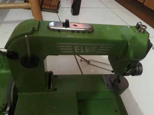 Raridade máquina de costura antiga ELNA completa