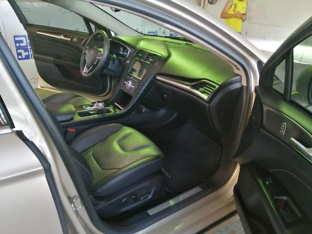 Ford Fusion 2.0 Hybrid Titanium - Foto 13