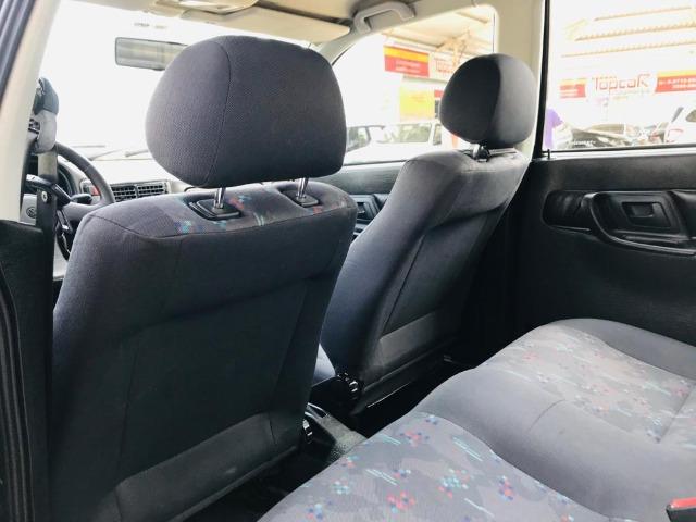Polo Classic MI 1.8 Sedan Completo - 2000 Raridade!! - Foto 11