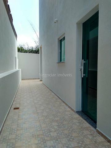 Casa nova com 2 suítes e 2 vagas no Democrata - Foto 15