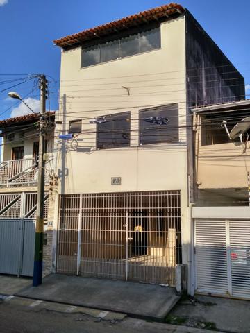 Aluguel de casa com 2 suítes, 2 quartos e garagem - Foto 4