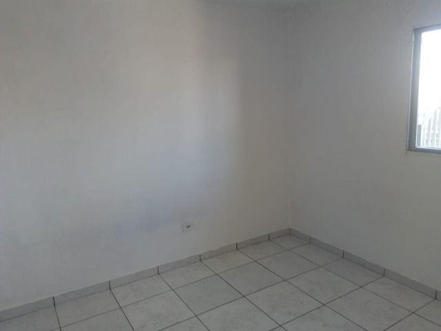 Apto de 01 quarto 380 reais em Curitiba - Rio Bonito - Campo de Santana - Foto 12