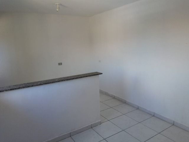 Apto de 01 quarto 380 reais em Curitiba - Rio Bonito - Campo de Santana - Foto 14
