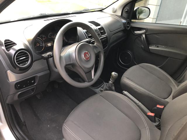 Fiat Grand Siena 1.4 Attrative completa - Foto 8