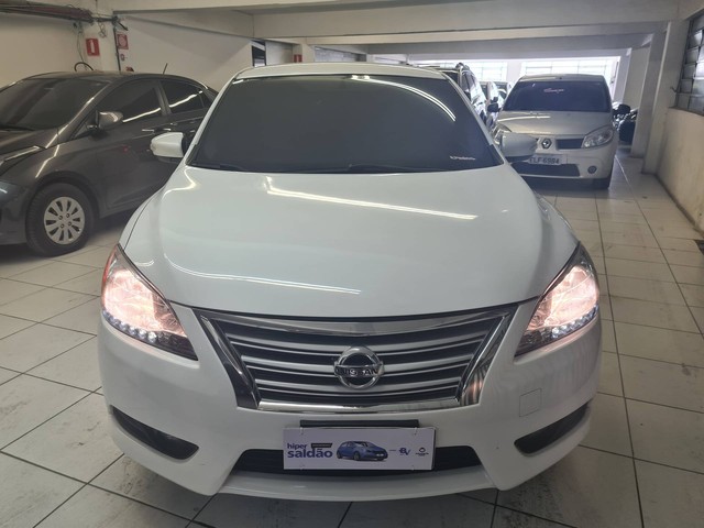 NISSAN SENTRA 2.0 SL 16V FLEX 4PORTAS AUTOMÁTICO 2015/2016