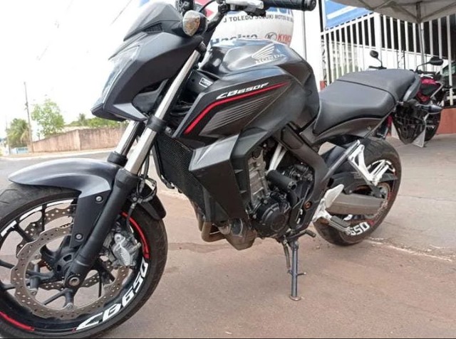 HONDA CB650F 2015