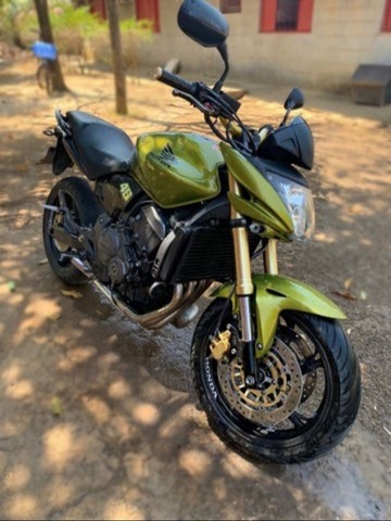 HONDA CB600 HORNET