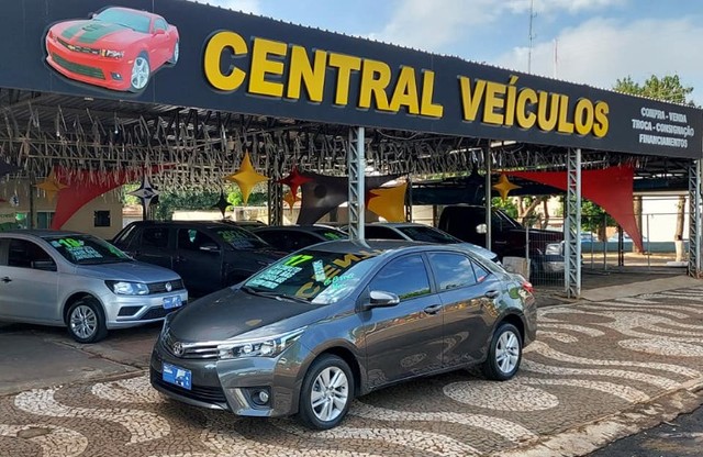 COROLLA GLI UPPER ANO 2017