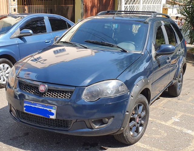 PALIO WEEKEND TRAKING 1.6 COMPLETA GNV
