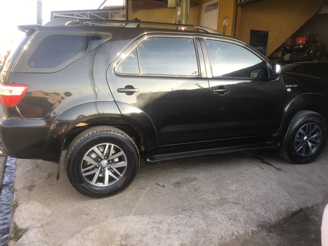 HILUX SW4
