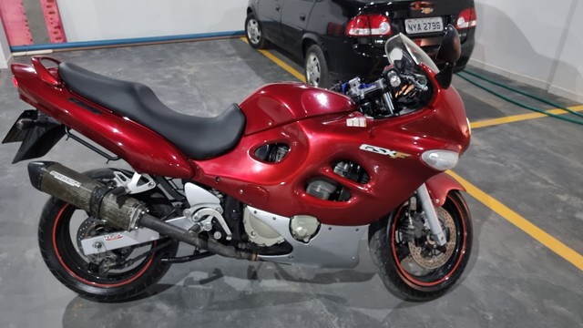 SUZUKI 750F