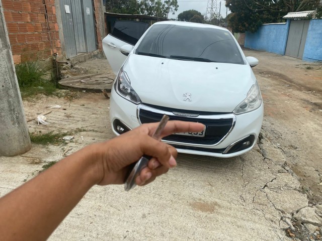 VENDO PEUGEOT 208 ACTIVE