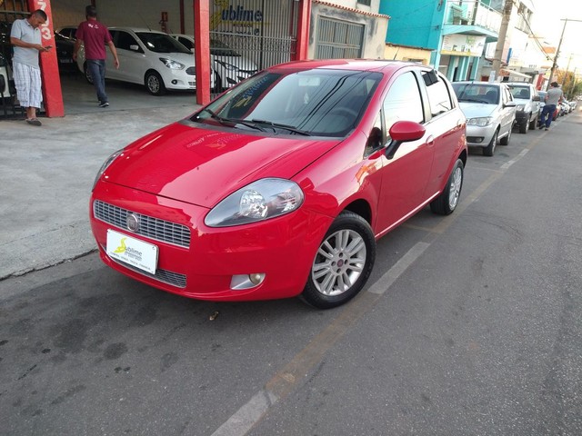 FIAT PUNTO ATTRACTIVE 1.4  FLEX 