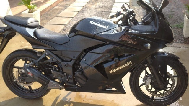 KAWASAKI NINJA 250R 2010