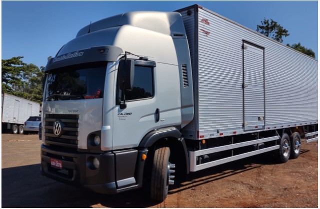 CAMINHÃO VOLKSWAGEN 24 280