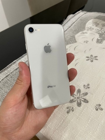 iPhone 8 