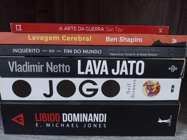 6 livros 