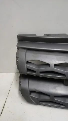 Grade Dianteira Superior Land Rover Evoque 13/15 com detalhe - Foto 4