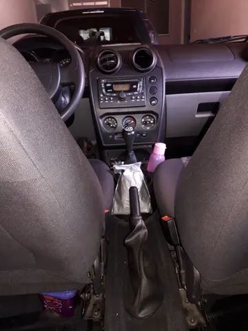 Vende-se Ford fiesta 1.0 completo 2008 - Foto 6